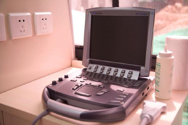 去醫(yī)院體檢已過時(shí)，移動(dòng)醫(yī)療車讓體檢更便捷