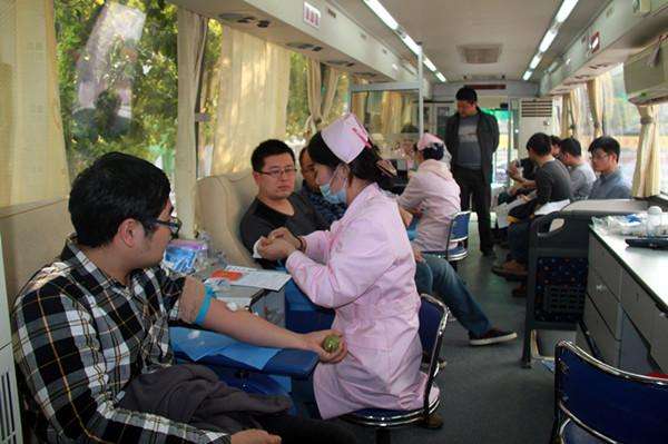 競(jìng)爭(zhēng)惡劣，獻(xiàn)血車(chē)價(jià)格也不能成為搶奪市場(chǎng)的主要因素